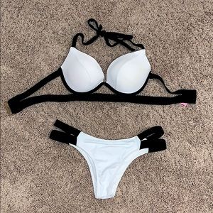 Victoria’s Secret Bikini Set